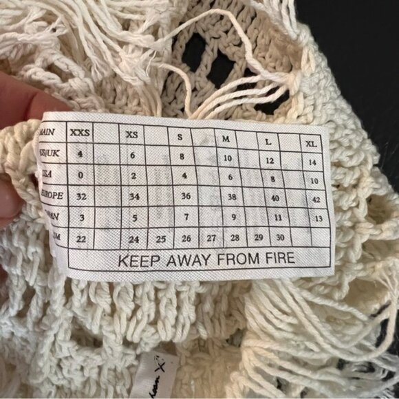 One Teaspoon Husk Bodice Crochet Halter Top Cropped with Fringe Sz S - Picture 12 of 12